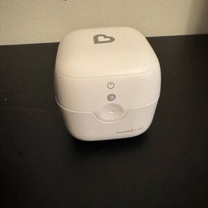 Munchkin Portable pacifier sterilizer